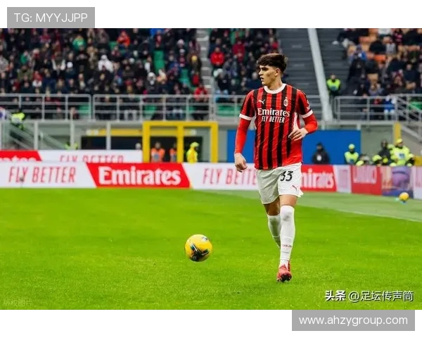 米兰领跑 19 岁天才边锋争夺战：意丙新星成红黑军团夏窗重点目标(1)